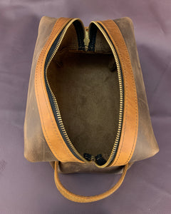 Classic Leather Dopp Kit