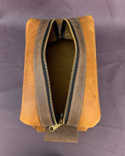 Load image into Gallery viewer, Classic Leather Dopp Kit
